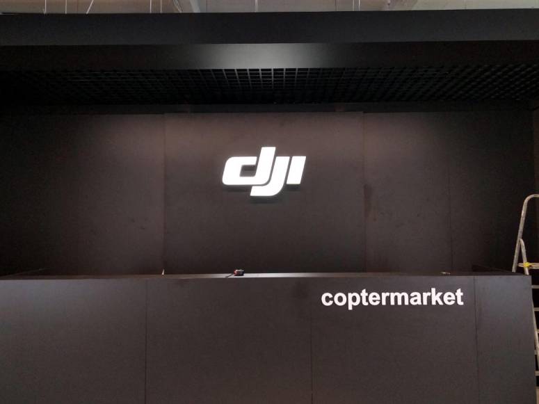 DJI